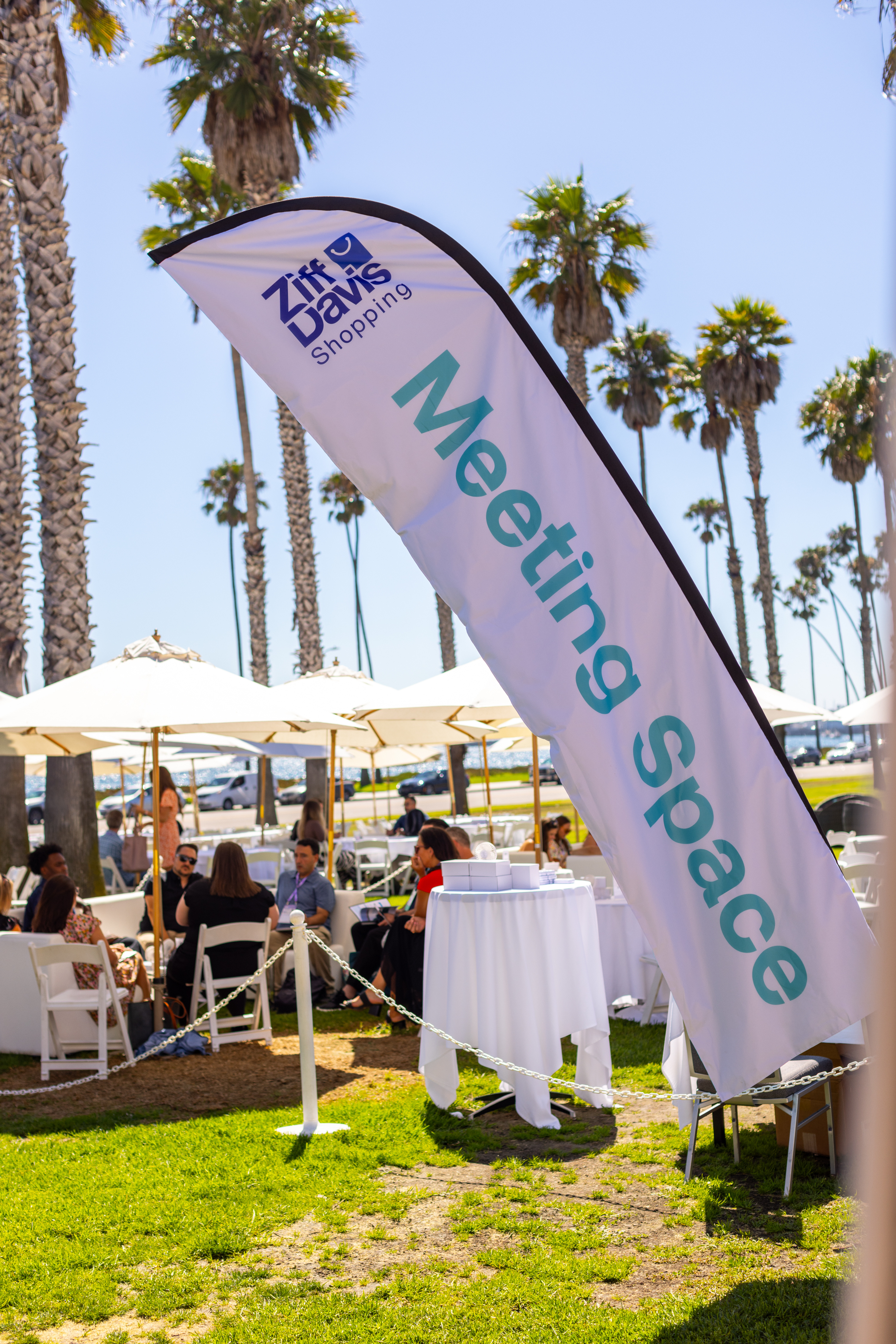 Oceanfront Dedicated Meeting Lounge